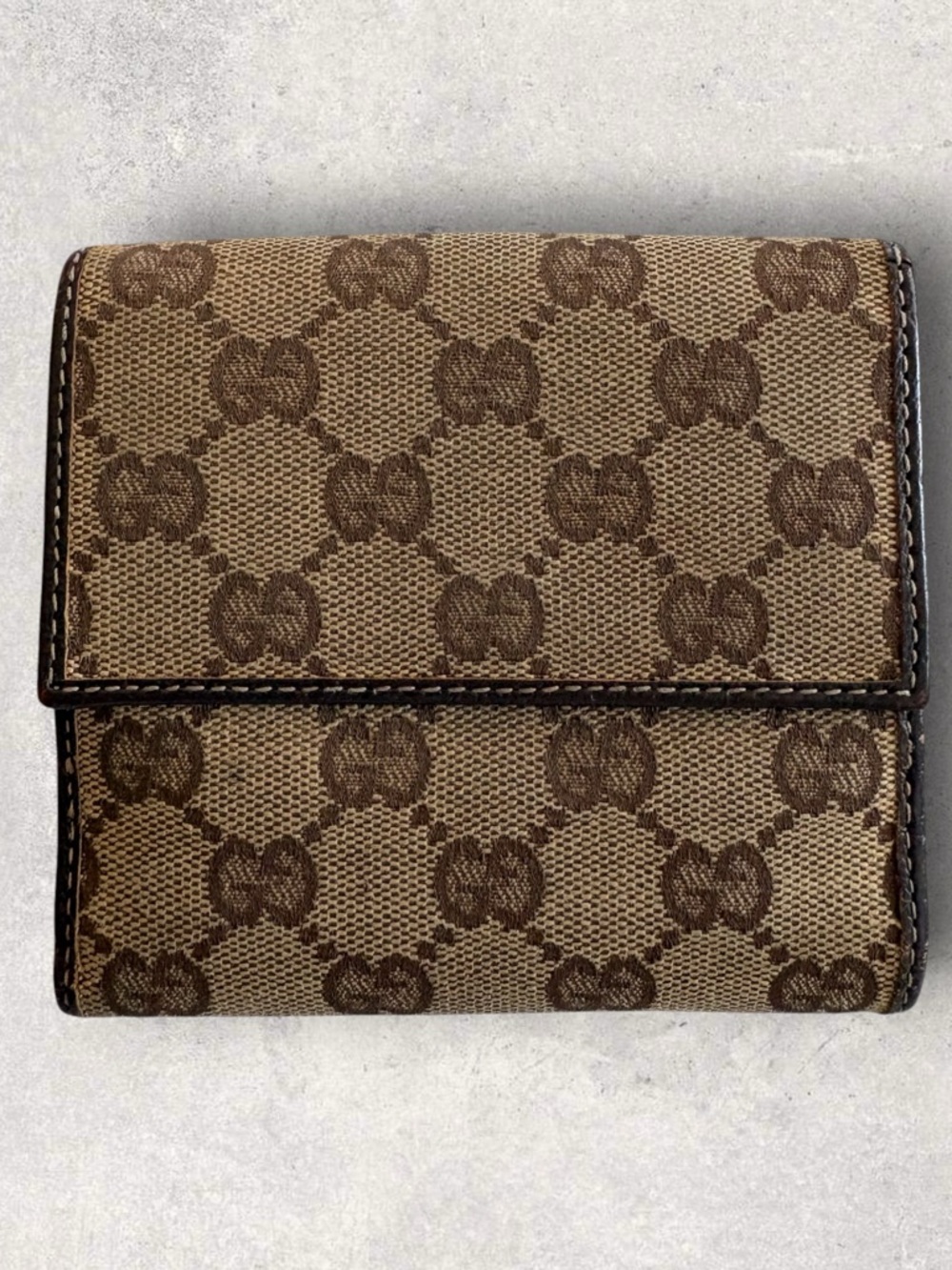 Gucci Brown GG Canvas Snap Closure Wallet with D-Ring - Picture 2 of 4